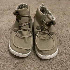 Hey dude chukka boots